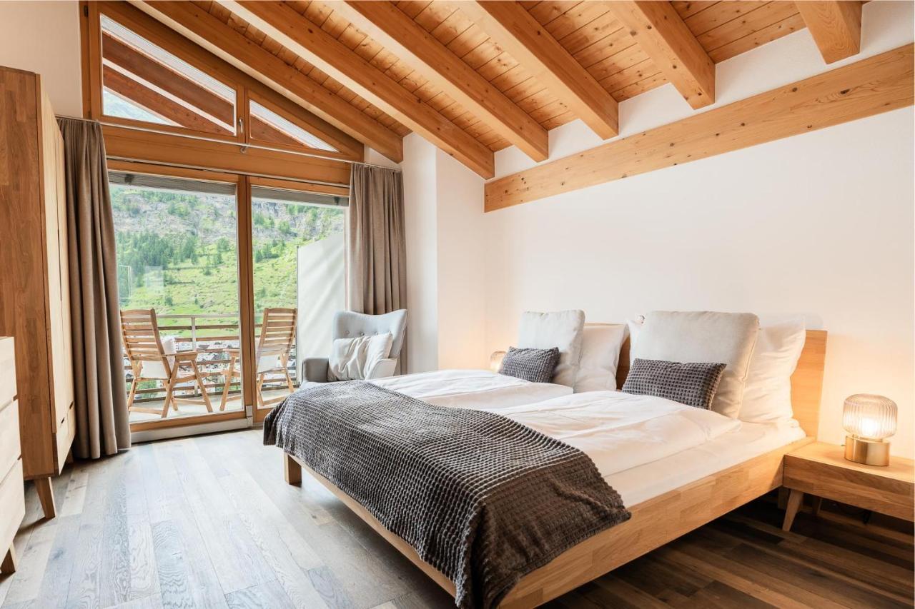 Fantastic Panoramic View Home In Zermatt Exteriör bild