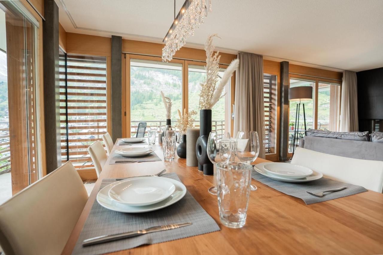Fantastic Panoramic View Home In Zermatt Exteriör bild